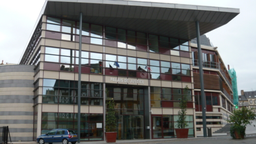 Palais de justice de Laval