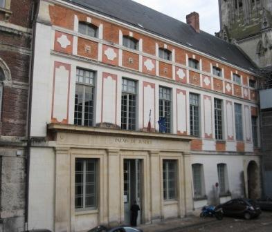 Tribunal de grande instance de Lisieux