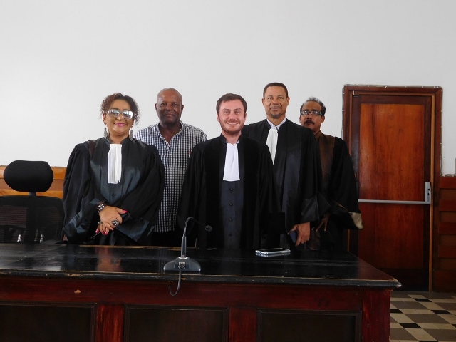 Me BOUZID et les juges consulaires de Basse-Terre
