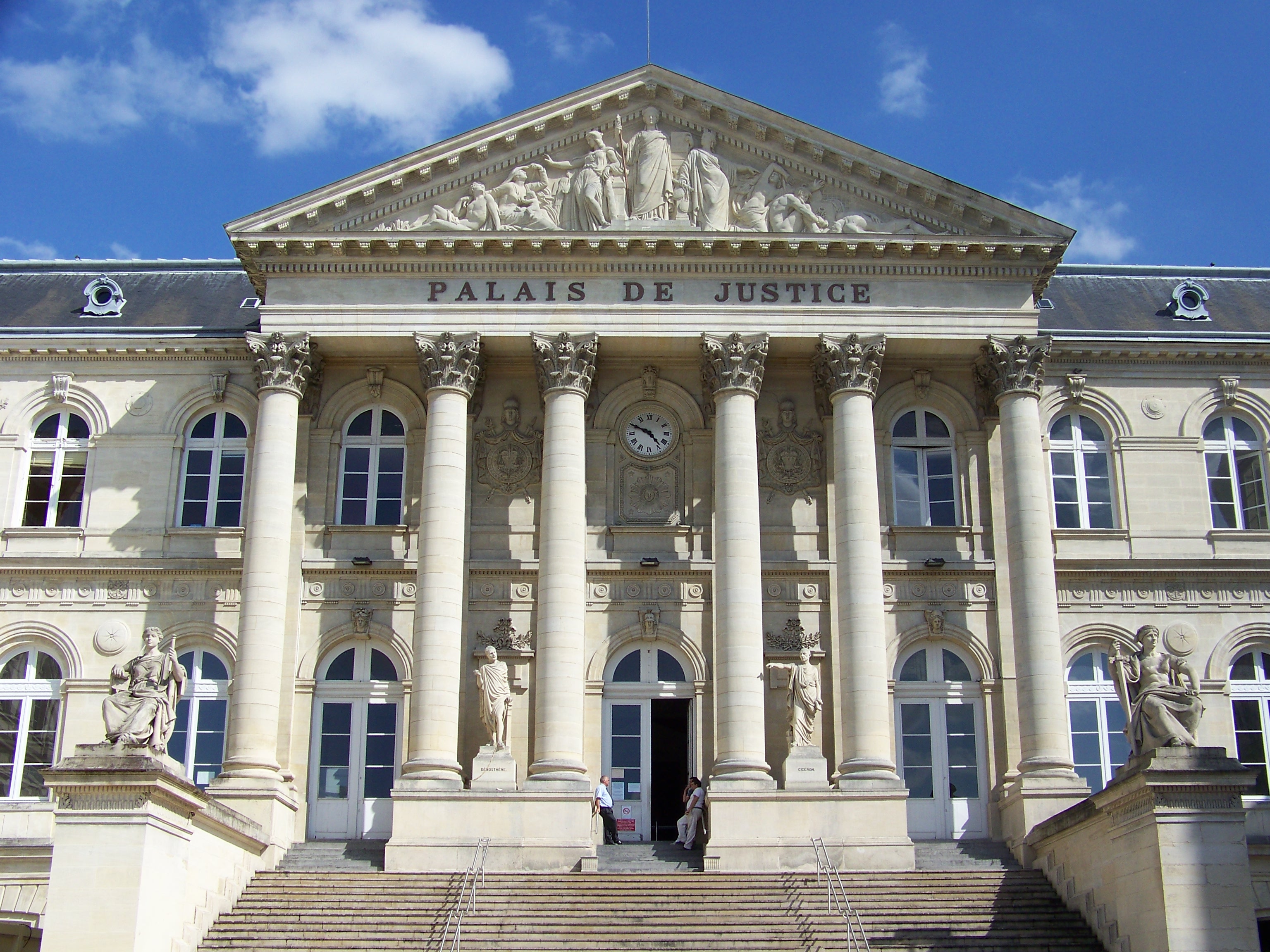 Palais de justice Amiens