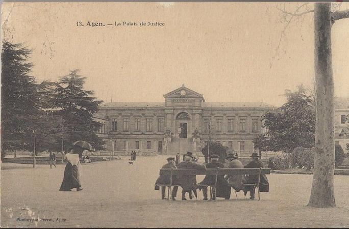 Place Armand-Fallières et palais de justice