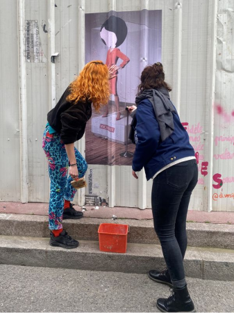 Artistes féminines dans l'espace public
