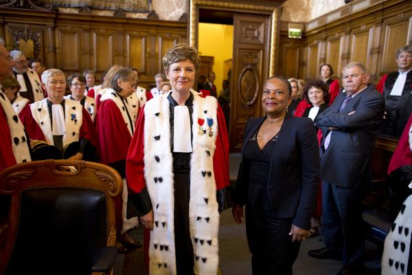 Installation_Arens_s2014_10B7604