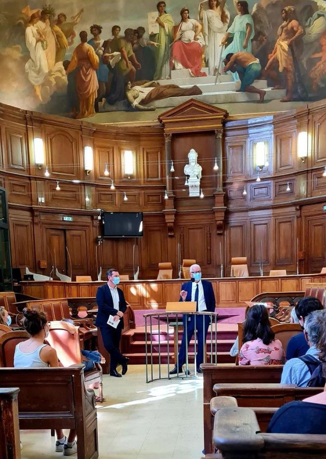 Salle d'audience des assises