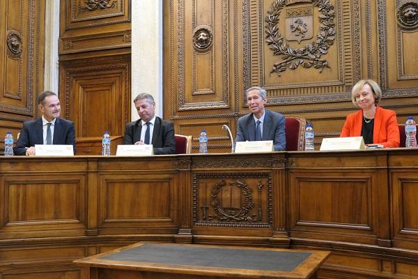 Photographie du jury de la finale