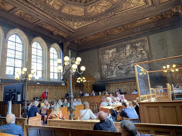 Présentation de la justice pénale en salle des assises