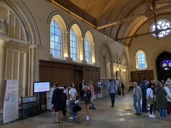 Dimanche matin durant l'accès libre au palais