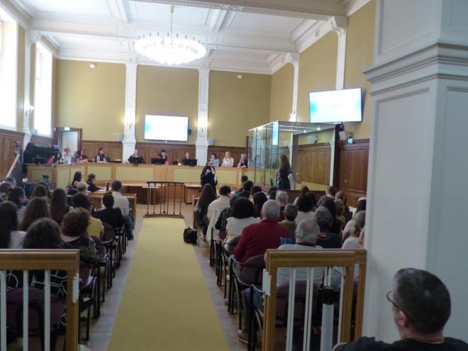 Un public au rendez-vous pour la deuxième représentation du procès fictif