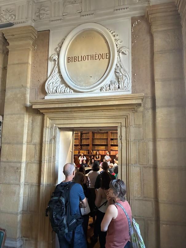 Visite libre de l’ancienne bibliothèque civile.